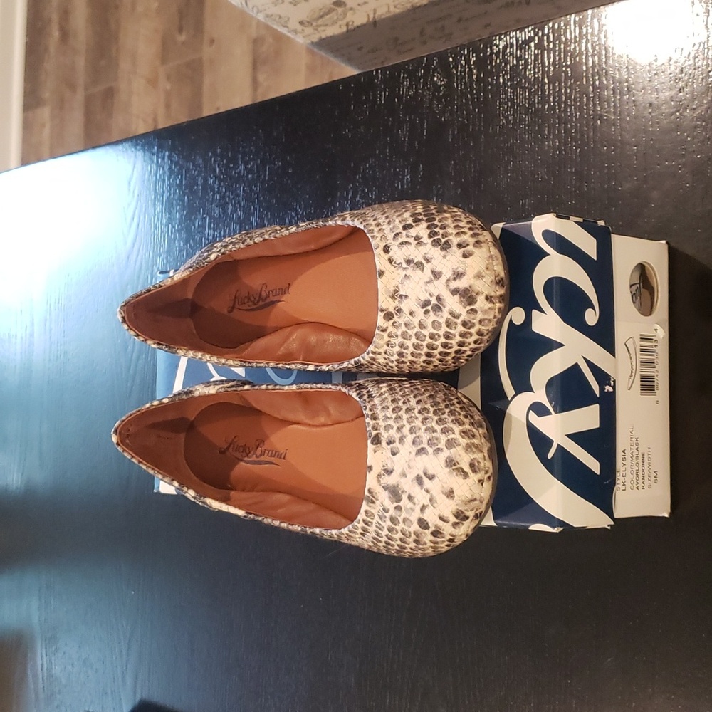 NWB! Lucky Brand "Elysia" ballet flat 6